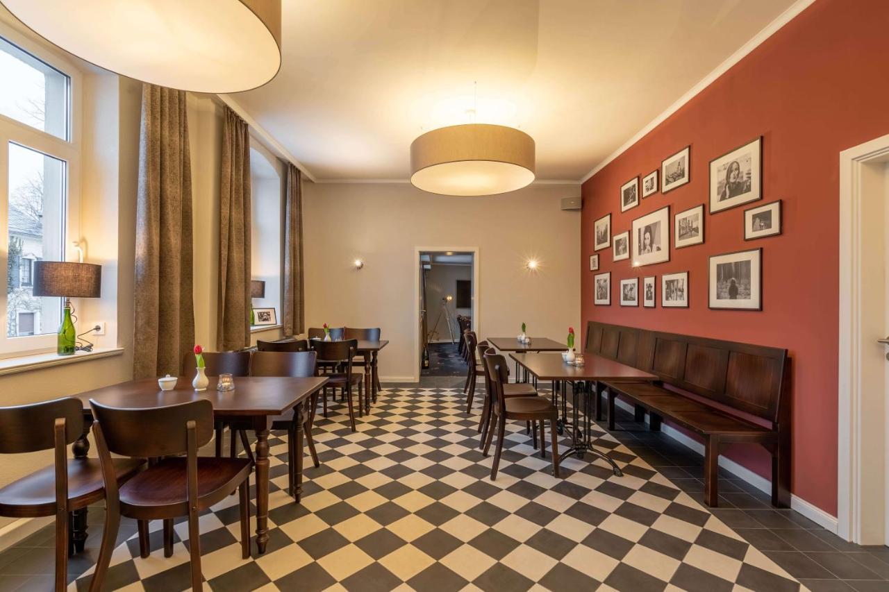 Logis Hotel Quartier 5, Saechsische Schweiz, Mit Restaurant, Cafe & Bar Курорт Гориш Екстериор снимка