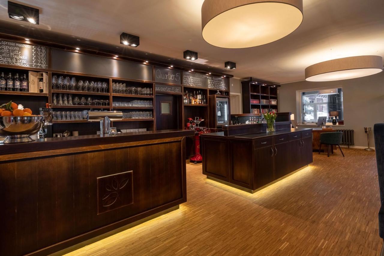 Logis Hotel Quartier 5, Saechsische Schweiz, Mit Restaurant, Cafe & Bar Курорт Гориш Екстериор снимка