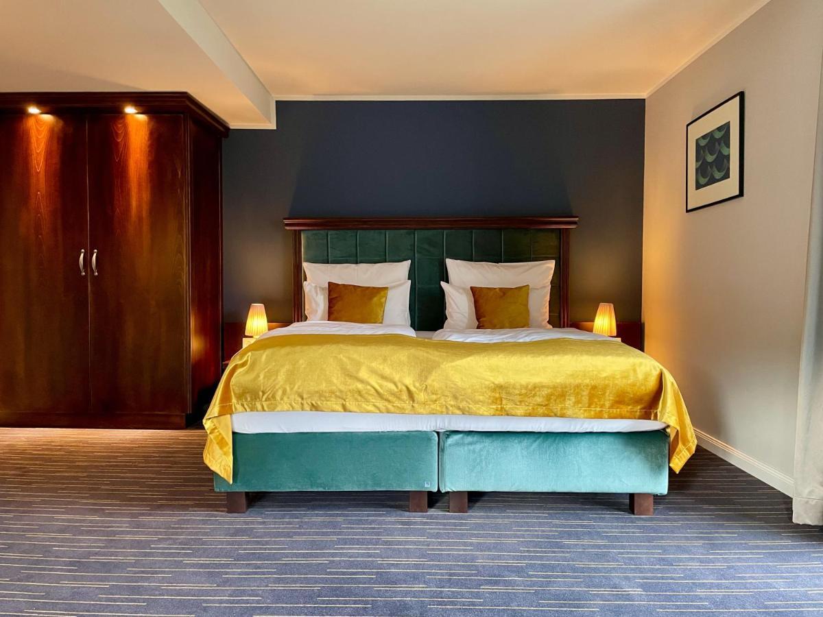 Logis Hotel Quartier 5, Saechsische Schweiz, Mit Restaurant, Cafe & Bar Курорт Гориш Екстериор снимка